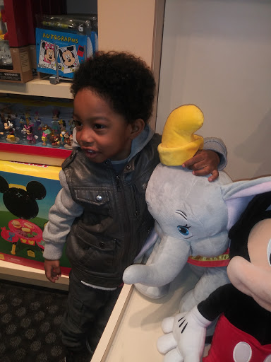 Toy Store «Disney Store», reviews and photos, 8200 Perry Hall Boulevard, Baltimore, MD 21236, USA