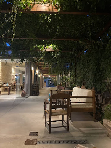 Kosmas Taverna - Εστιατόριο