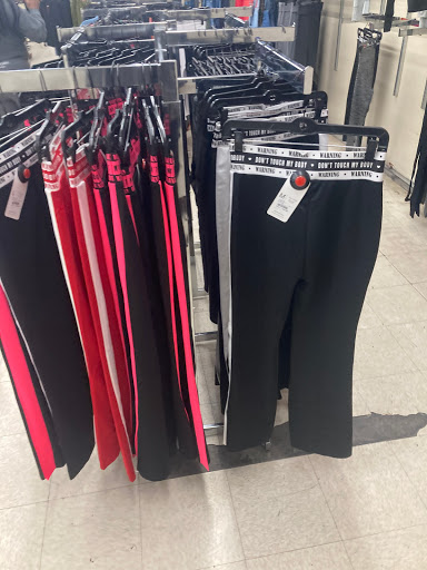 Clothing Store «Gen X Clothing», reviews and photos, 779 Peoria St, Aurora, CO 80011, USA