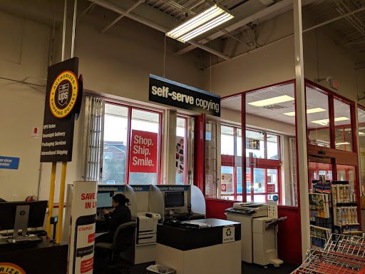 Office Supply Store «Staples», reviews and photos, 1480 Concord Pkwy N #350, Concord, NC 28025, USA