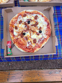 Plats et boissons du Pizzas à emporter Pizza Village à Aydat - n°16