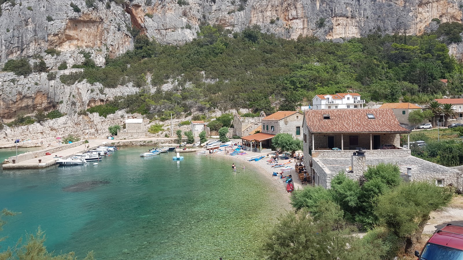 Foto von Velika Stiniva beach mit #42