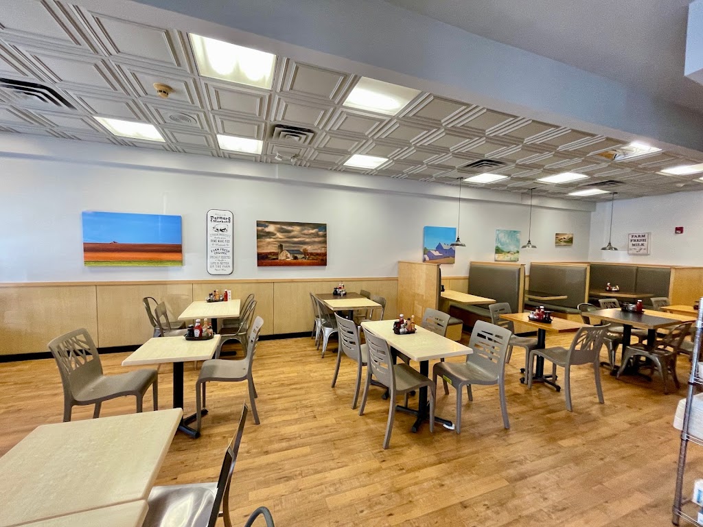 The Grateful Dedham Diner 02026