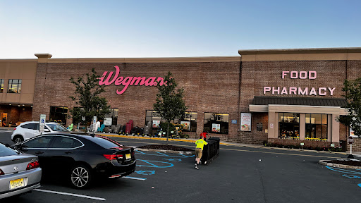 Wegmans, 15 Woodbridge Center Dr, Woodbridge, NJ 07095, USA, 