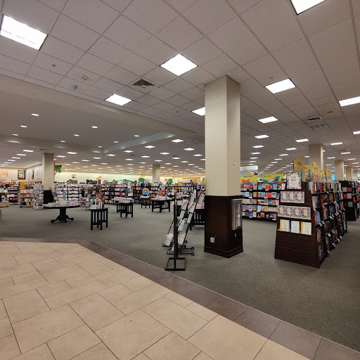 Shopping Mall «Shops At Pembroke Gardens», reviews and photos, 527 SW 145th Terrace, Pembroke Pines, FL 33027, USA