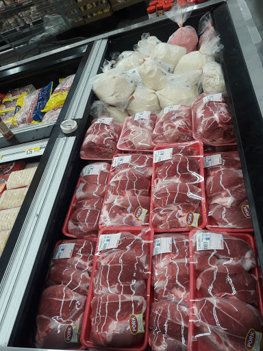 Grocery Store «Superior Grocers», reviews and photos, 3831 Martin Luther King Jr Blvd, Lynwood, CA 90262, USA