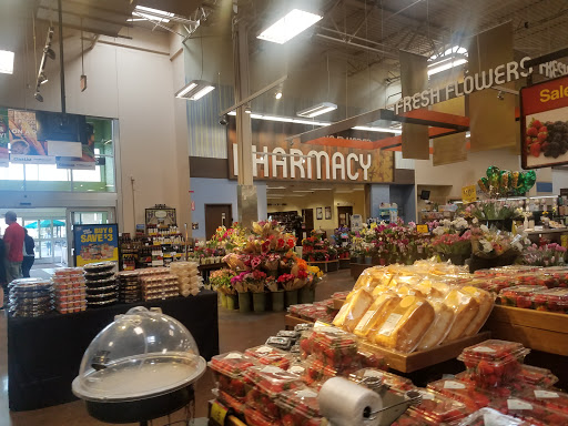 Grocery Store «Fred Meyer», reviews and photos, 2500 Santiam Hwy SE, Albany, OR 97322, USA