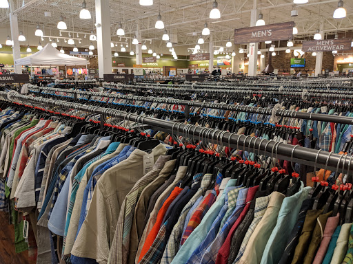 Outdoor Sports Store «Sierra Trading Post», reviews and photos, 5916 Barnes Rd, Colorado Springs, CO 80922, USA