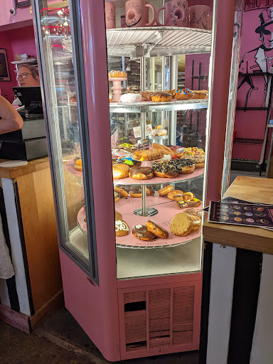 Donut Shop «Voodoo Doughnut», reviews and photos, 212 E 6th St, Austin, TX 78701, USA