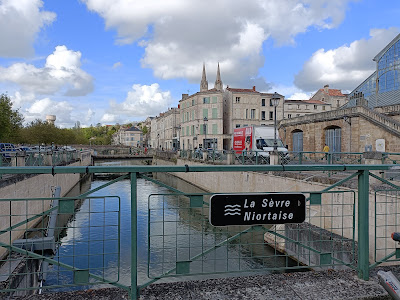Agence des Halles à Niort
