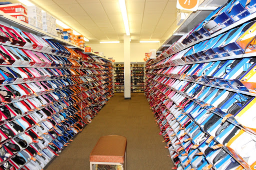 Shoe Store «Payless ShoeSource #4896», reviews and photos, 2700 Potomac Mills Cir, Woodbridge, VA 22192, USA