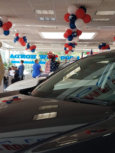 Honda Dealer «Huntington Honda», reviews and photos, 1055 E Jericho Turnpike, Huntington, NY 11743, USA
