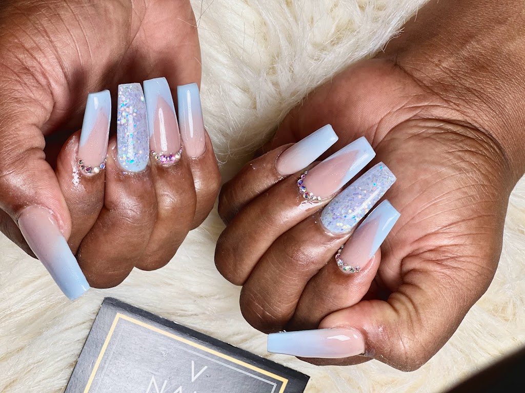 V Nails 77630