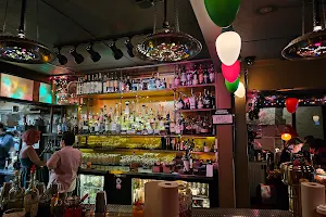 El Rey Burrito Lounge image