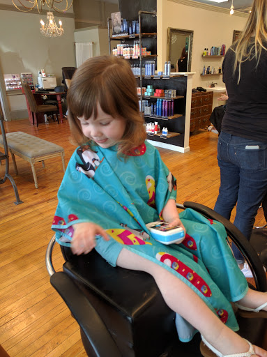 Hair Salon «Tease Hair + Body Parlor», reviews and photos, 15112 Detroit Ave, Lakewood, OH 44107, USA