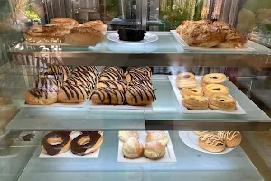 Vida Bakery Cafe image