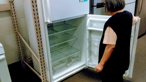 Electronics Store «Best Buy», reviews and photos, 12989 Park Plaza Dr, Cerritos, CA 90703, USA