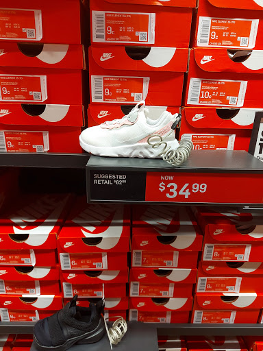 Shopping Mall «Allen Premium Outlets», reviews and photos, 820 Stacy Rd, Allen, TX 75013, USA