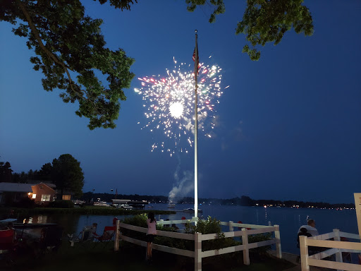 Tourist Attraction «Dixie Boat», reviews and photos, 401 S Dixie Dr, North Webster, IN 46555, USA