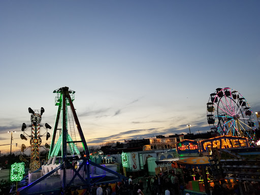 Movie Theater «Showcase Cinema de Lux Revere», reviews and photos, 565 Squire Rd, Revere, MA 02151, USA