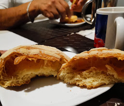 The Globe Plutarco photo