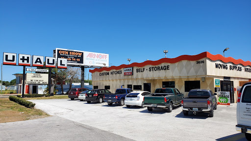 Truck Rental Agency «U-Haul Moving & Storage», reviews and photos, 3626 US-1, Fort Pierce, FL 34982, USA