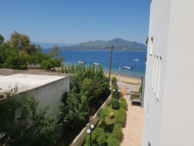 Ξενοδοχείο Fuji/Επιπλωμένα διαμερίσματα