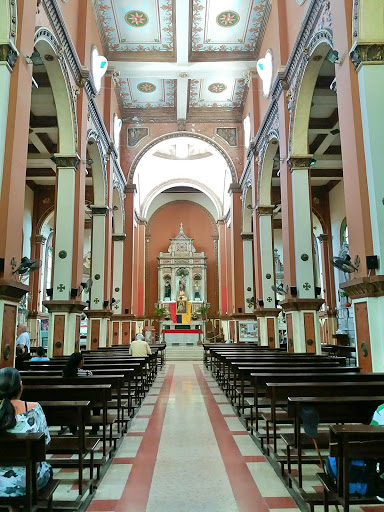 Iglesia Católica Rectoral San José | Guayaquil