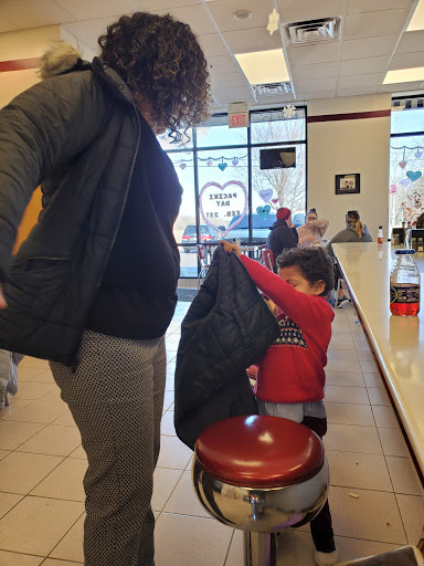 Donut Shop «Original Country Donuts», reviews and photos, 3091 US-20 #101, Elgin, IL 60124, USA