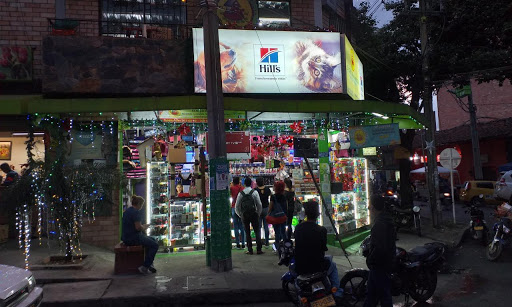 Tiendas para comprar perros en Medellin