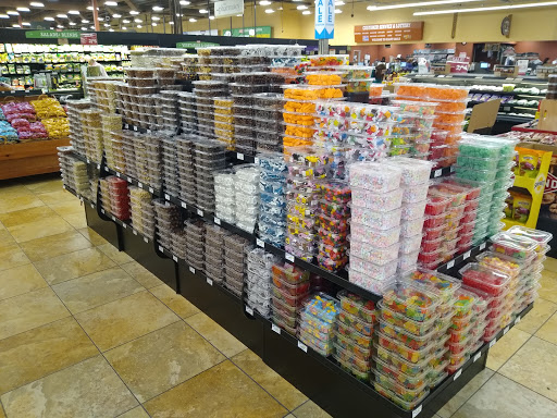 Supermarket «Giant Eagle Supermarket», reviews and photos, 1201 Mentor Ave, Painesville, OH 44077, USA