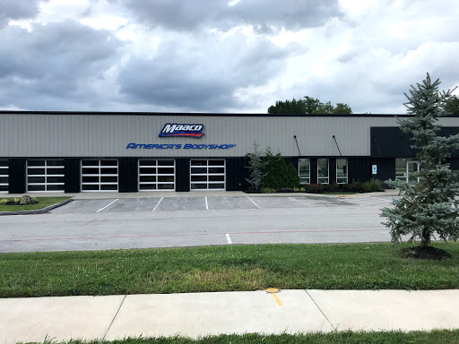 Auto Body Shop «Maaco Collision Repair & Auto Painting», reviews and photos, 1405 W Chestnut Expy, Springfield, MO 65802, USA