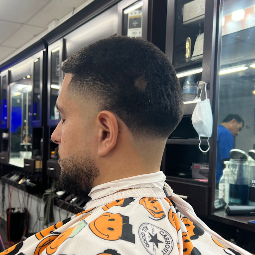 Barber Shop «Razor Sharp Cutz - Valley Hi», reviews and photos, 410 Valley Hi Dr #102, San Antonio, TX 78227, USA