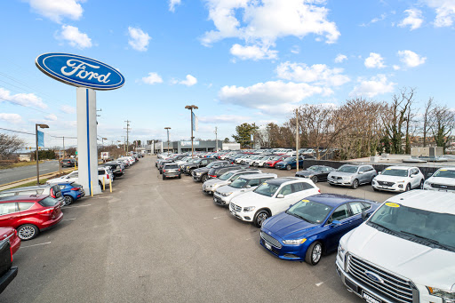 Ford Dealer «Koons Falls Church Ford», reviews and photos, 1051 E Broad St, Falls Church, VA 22044, USA