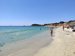 Foto von Spiaggia Is Piscadeddus befindet sich in natürlicher umgebung