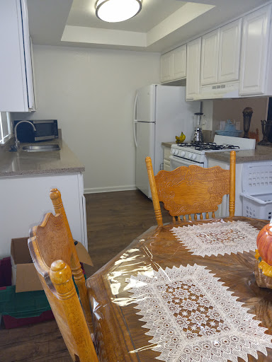 Thrift Store «Zion Thrift Shop», reviews and photos, 1109 E Commonwealth Ave, Fullerton, CA 92831, USA