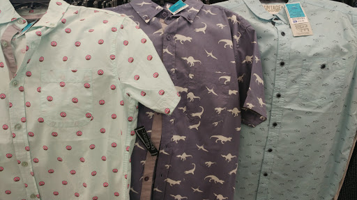 Clothing Store «Ross Dress for Less», reviews and photos, 2936 Interstate 45 N, Conroe, TX 77303, USA