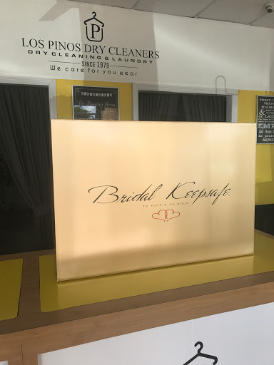 Dry Cleaner «Los Pinos Dry Cleaners», reviews and photos, 4222 W 16th Ave, Hialeah, FL 33012, USA