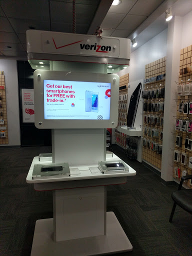 Cell Phone Store «GoWireless Verizon Authorized Retailer», reviews and photos, 7421 SW Barbur Blvd #150, Portland, OR 97219, USA