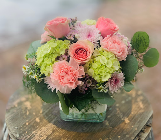 Florist «Carmel Florist», reviews and photos, 620 N Rangeline Rd, Carmel, IN 46032, USA