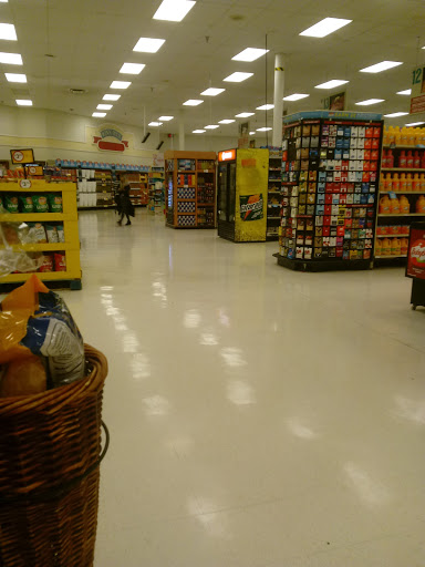 Grocery Store «Winn-Dixie», reviews and photos, 1525 W Tharpe St, Tallahassee, FL 32303, USA