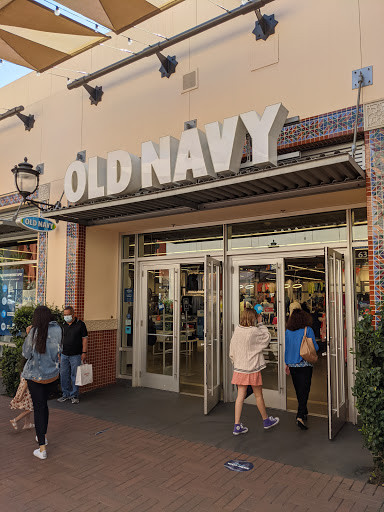 Clothing Store «Old Navy», reviews and photos, 634 Spectrum Center Dr, Irvine, CA 92618, USA