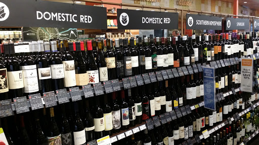 Grocery Store «Whole Foods Market», reviews and photos, 1210 NW Couch St, Portland, OR 97209, USA