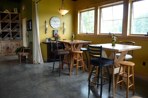 Winery «Cogdal Vineyards», reviews and photos, 7143 107th Ave, South Haven, MI 49090, USA