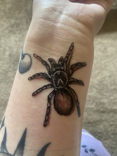 Explore collarbone tattoo ideas men, creative tattoo ideas in Verona, available at American Tattoo