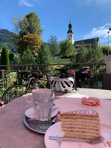 Krimbacher - Restaurant | Metzgerei | Pizzeria | Catering | Foodtruck | Café en Jochberg