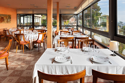 Restaurant Can Fisa - Carrer Bellavista, 1, 08757 Corbera de Llobregat, Barcelona, Spain