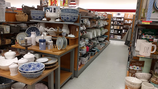 Department Store «T.J. Maxx», reviews and photos, 297 Great Rd, Bedford, MA 01730, USA