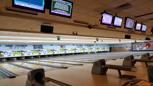 Bowling Alley «Oviedo Bowling Center», reviews and photos, 376 E Broadway St, Oviedo, FL 32765, USA