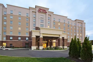 Hampton Inn & Suites Columbus/University Area image